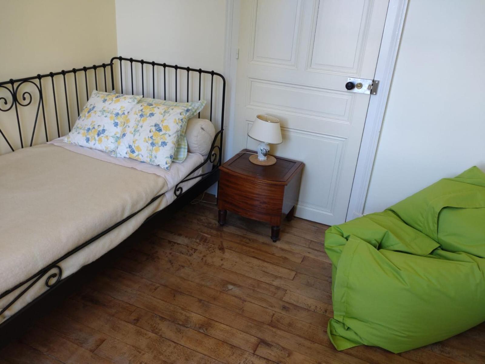 La Brasserie Chambre D'Hotes De Delphine Saulgé Buitenkant foto